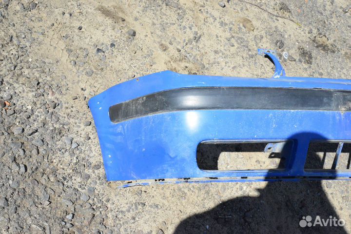 Бампер передний VW Golf 4