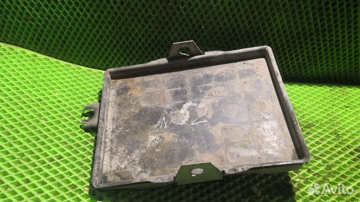 Подставка для аккумулятора Калина