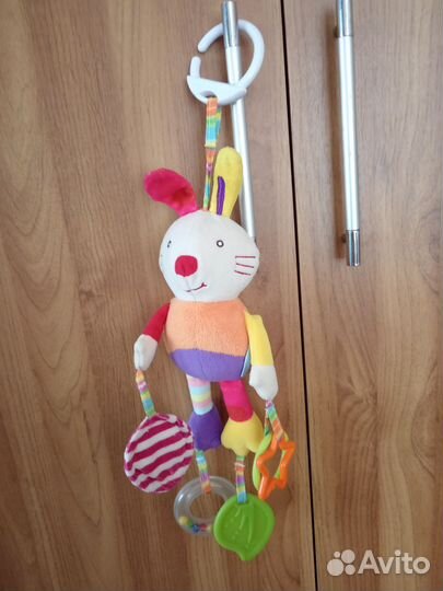 Игрушка на коляску, на кроватку