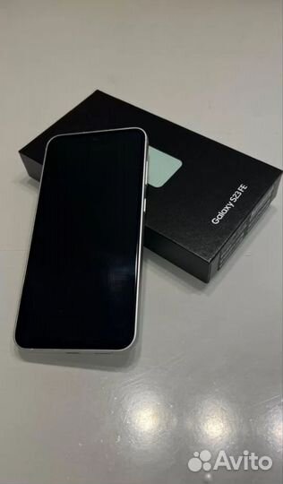 Samsung Galaxy S23 FE, 8/256 ГБ