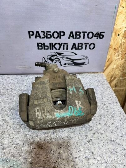 Суппорт передний правый Mazda 3 BK