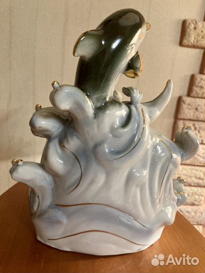 Статуэтка Дельфины