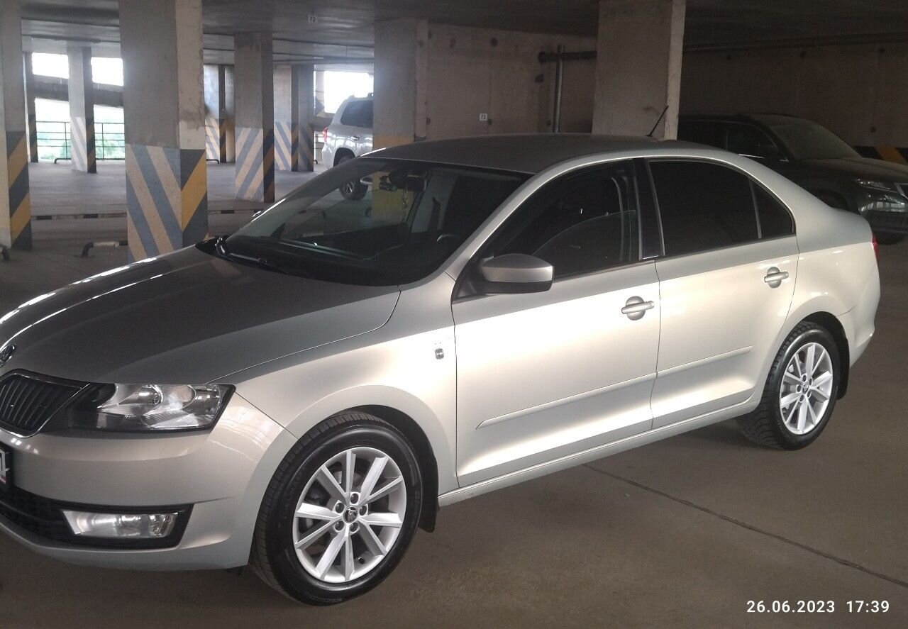 Skoda Rapid: фото владельца