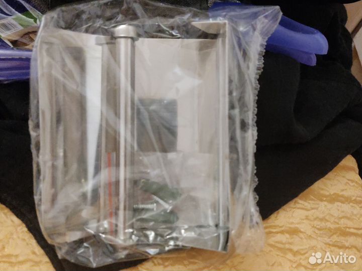 Держатель для туалетной бумаги