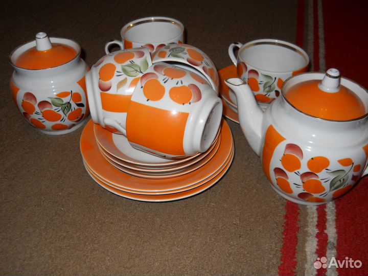 Чайный сервиз на 6 персон