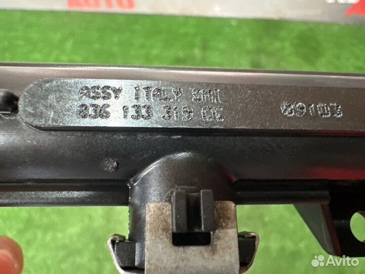 Топливная рейка с форсунками Volkswagen Polo 5 1.6