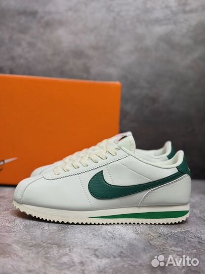 Кроссовки Nike Cortez женские