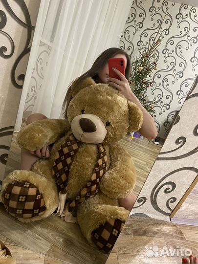 Плюшевый медведь