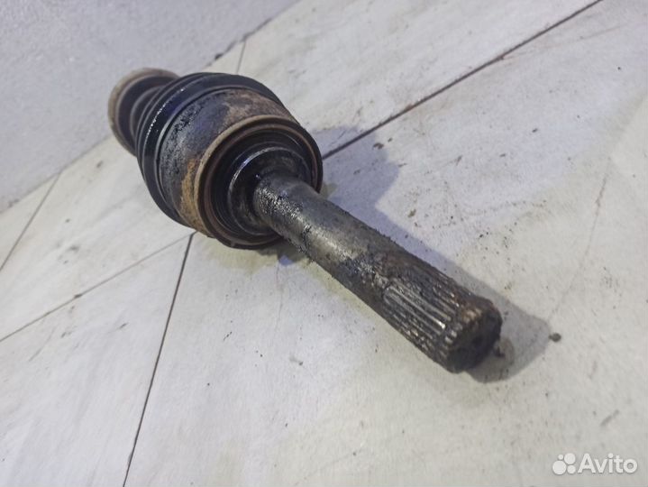 Привод передний левый