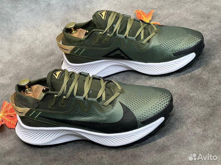 Nike pegasus trail 2 зеленые разм. 43