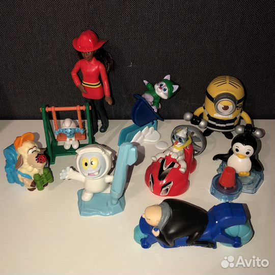 Игрушки из хеппи мила и киндер макси