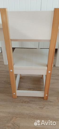 Столик детский и стул