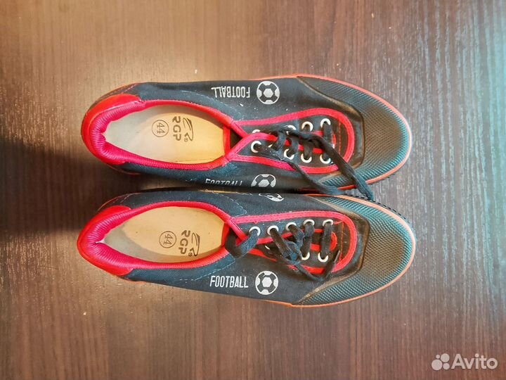 Бутсы 43 размер