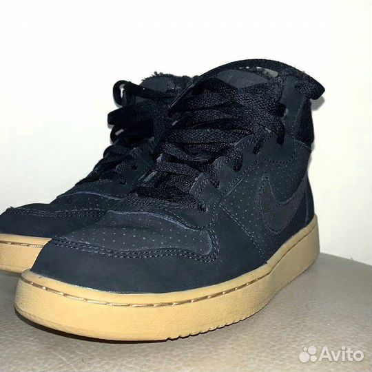 Зимние кроссовки Nike Court Borough Mid