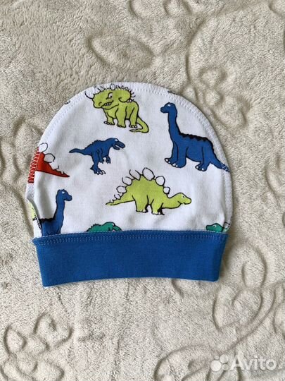 Чепчик детский новый 0-3 мес