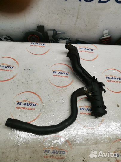 Маслозаливная горловина Ford Kuga 1 2.0 G6DG 2010