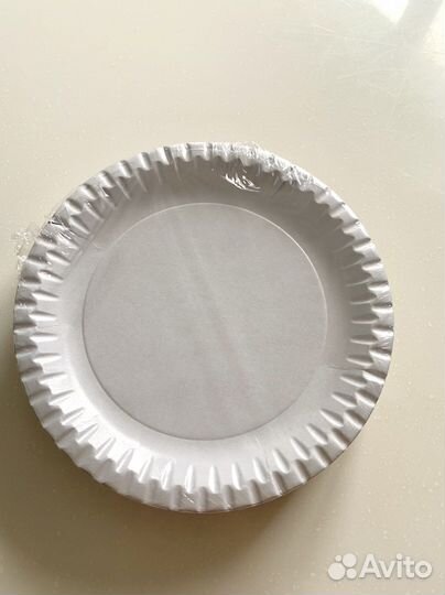 Одноразовые тарелки