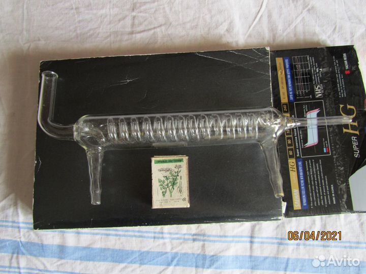 Дистиллятор стеклянный