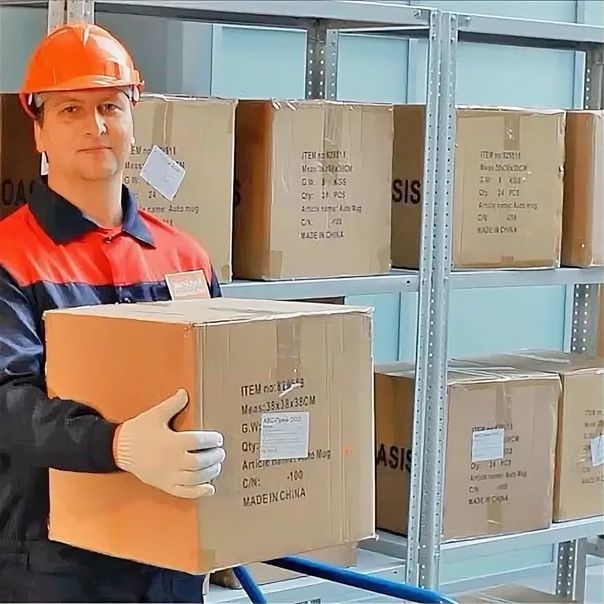 Грузчик на складе вахтой