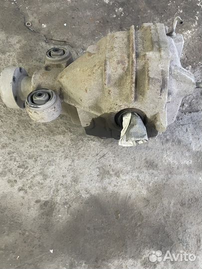 Редуктор задний от infiniti G35