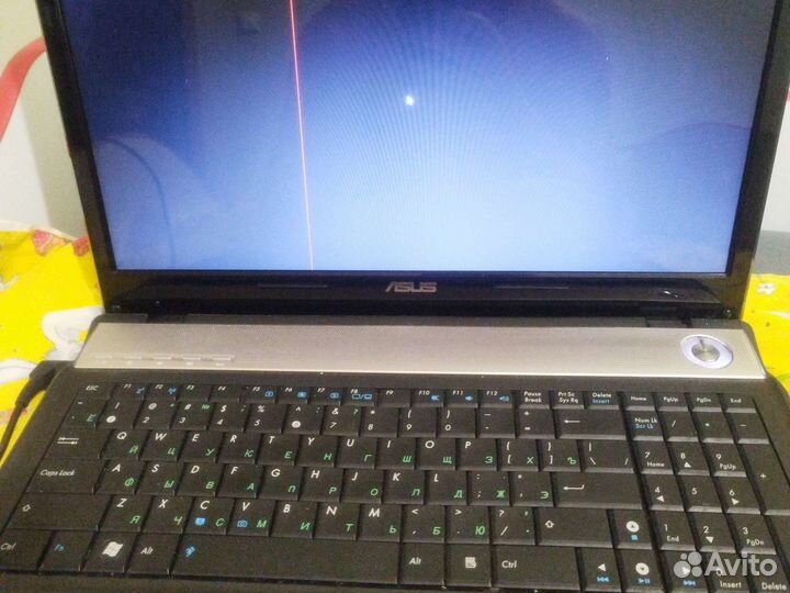 Ноутбук asus