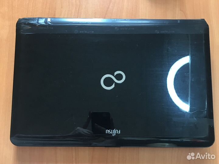 Запчасти для Fujitsu Lifebook AH531