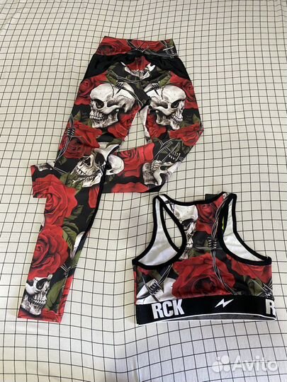 Костюм для йоги и фитнеса Бразилия