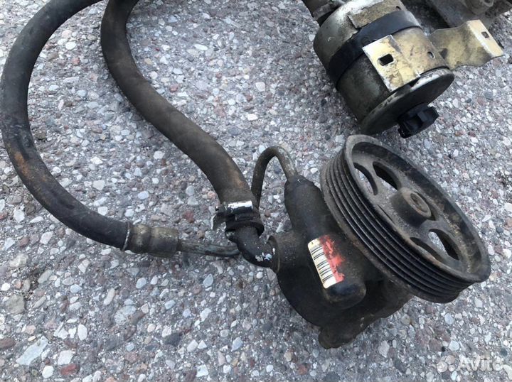 Гидроусилитель с рулевым механизмом УАЗ Патриот