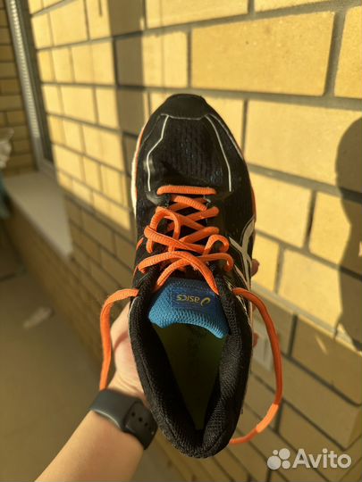 Кроссовки asics