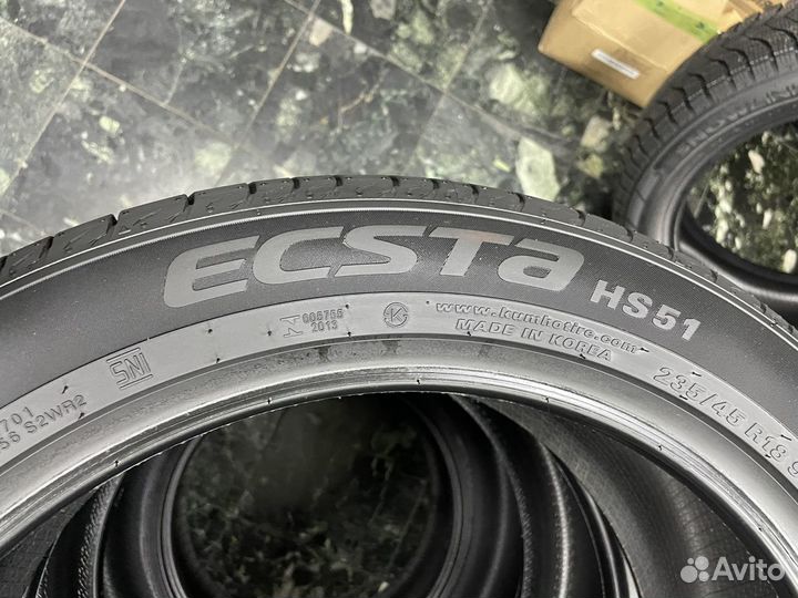 Kumho Ecsta HS51 235/45 R18 94V