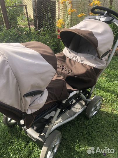 Коляска для двойни
