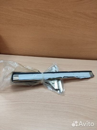 Стяжка для удаления жидкости со стекол лайма