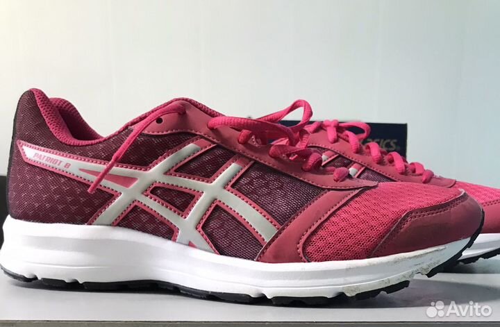 Кроссовки asics