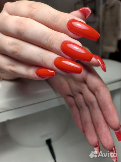 Мастер маникюра и педикюра