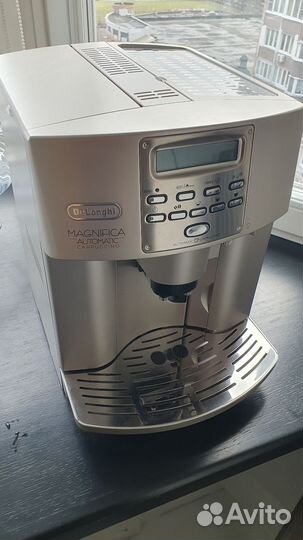 Кофемашина delonghi
