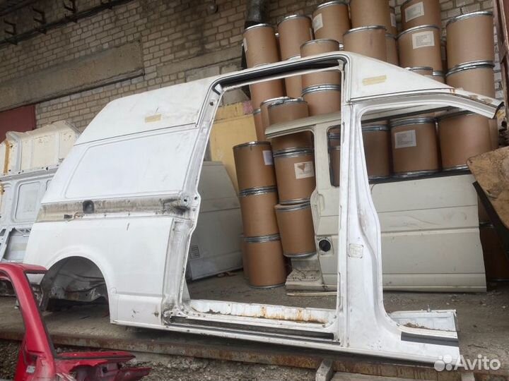 Крыло заднее правое Vw Transporter T5 сfca 2010