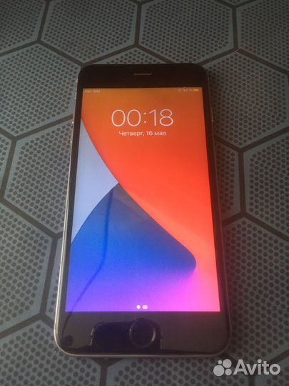 iPhone 6S Plus, 64 ГБ