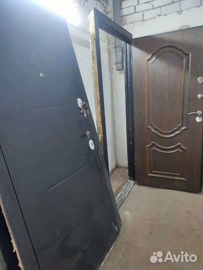 Металлическая дверь бу