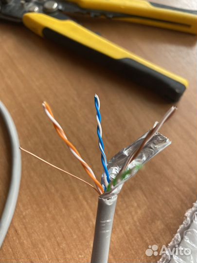 Кабель для интернета