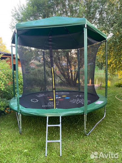 Батут с крышей и игровым полотном