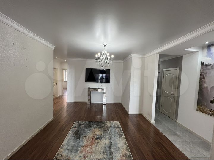 3-к. квартира, 85,8 м², 10/16 эт.