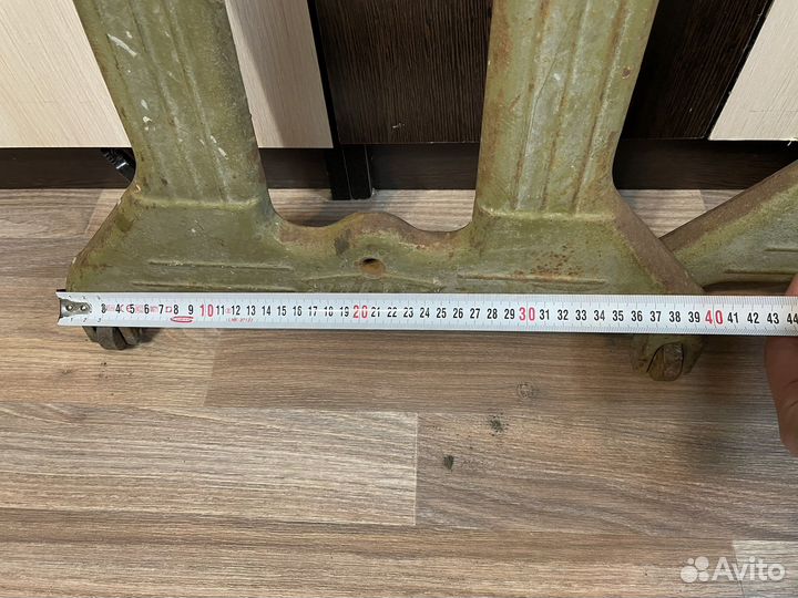 Станеа чугун для столика или мангала ретро