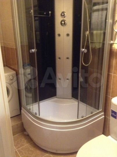 2-к. квартира, 30 м², 3/3 эт.