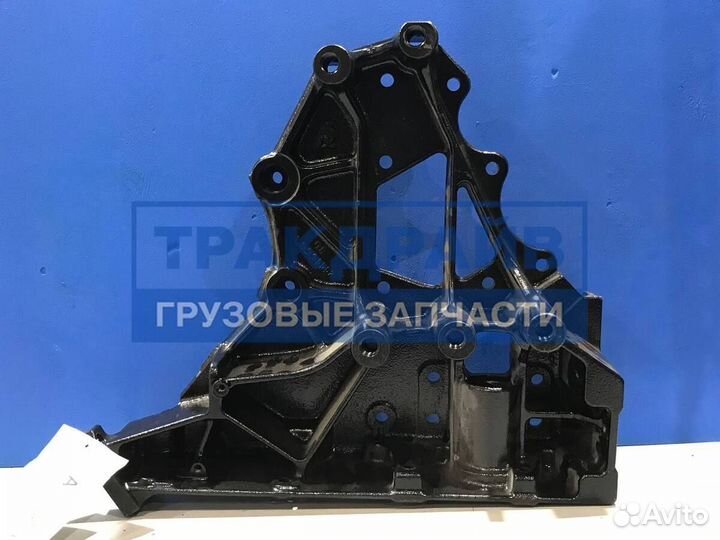 Кронштейн усилителя бампера Renault T серия от 2013 г.в