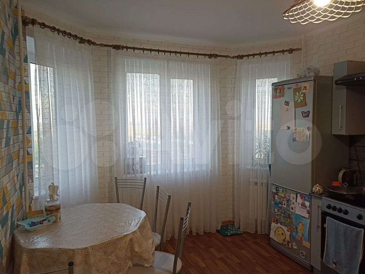 2-к. квартира, 56 м², 12/17 эт.