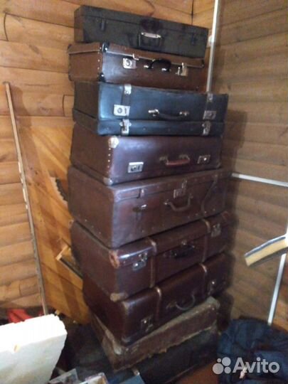 Старинные чемоданы