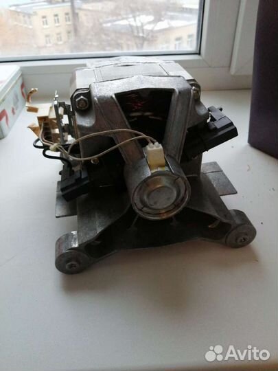 Двигататель стиральной машины