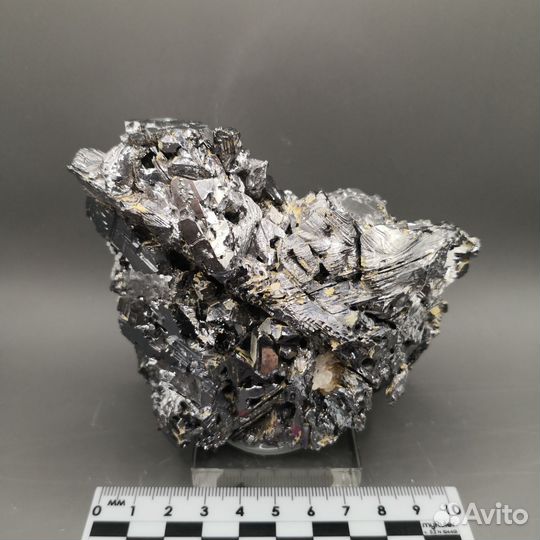 Друза кристаллов галенита с кальцитом