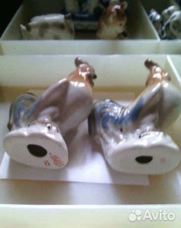 Статуэтка девушка и голуби Чехословакия Винтаж