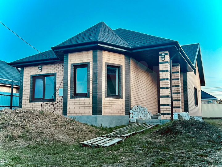 Дом 140 м² на участке 6 сот.